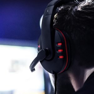 Phoenix - Auriculares Gaming con microfono para PC, Smartphones, Tablets, PS4, Xbox, con Leds y Controlador de Volumen, funcion Mute en Cable - Imagen 5